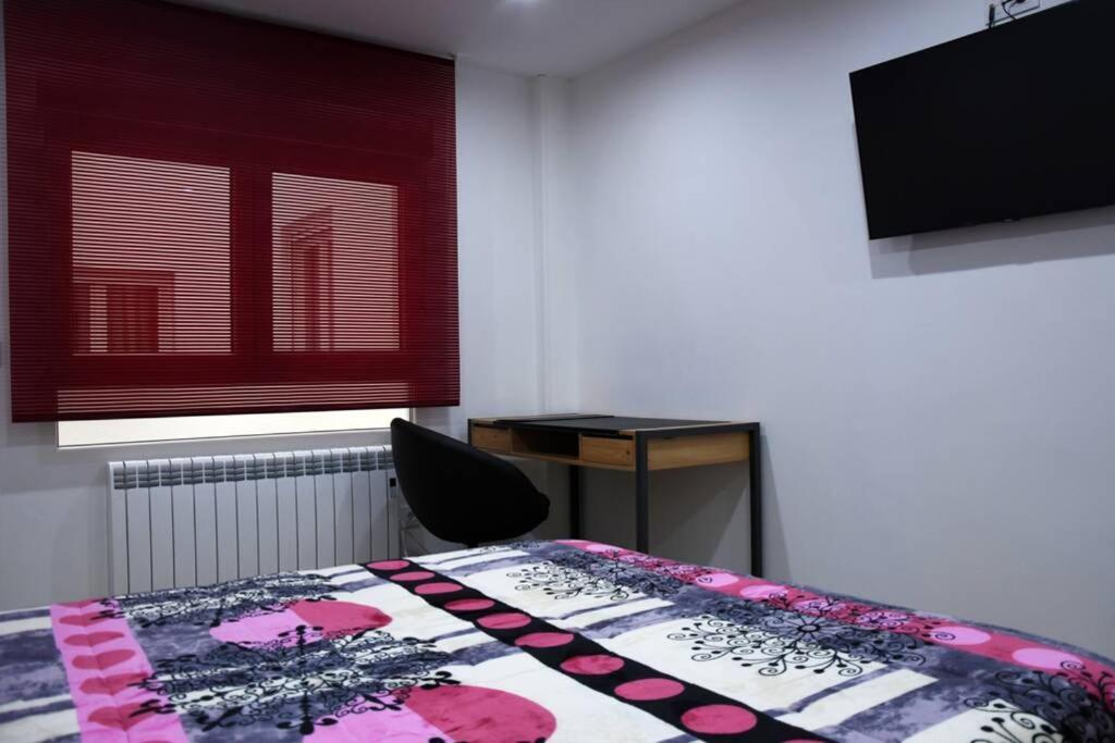 Recomendado Wifi 12 Min Ayto 4 Habs Dobles Parking Oviedo Exterior photo